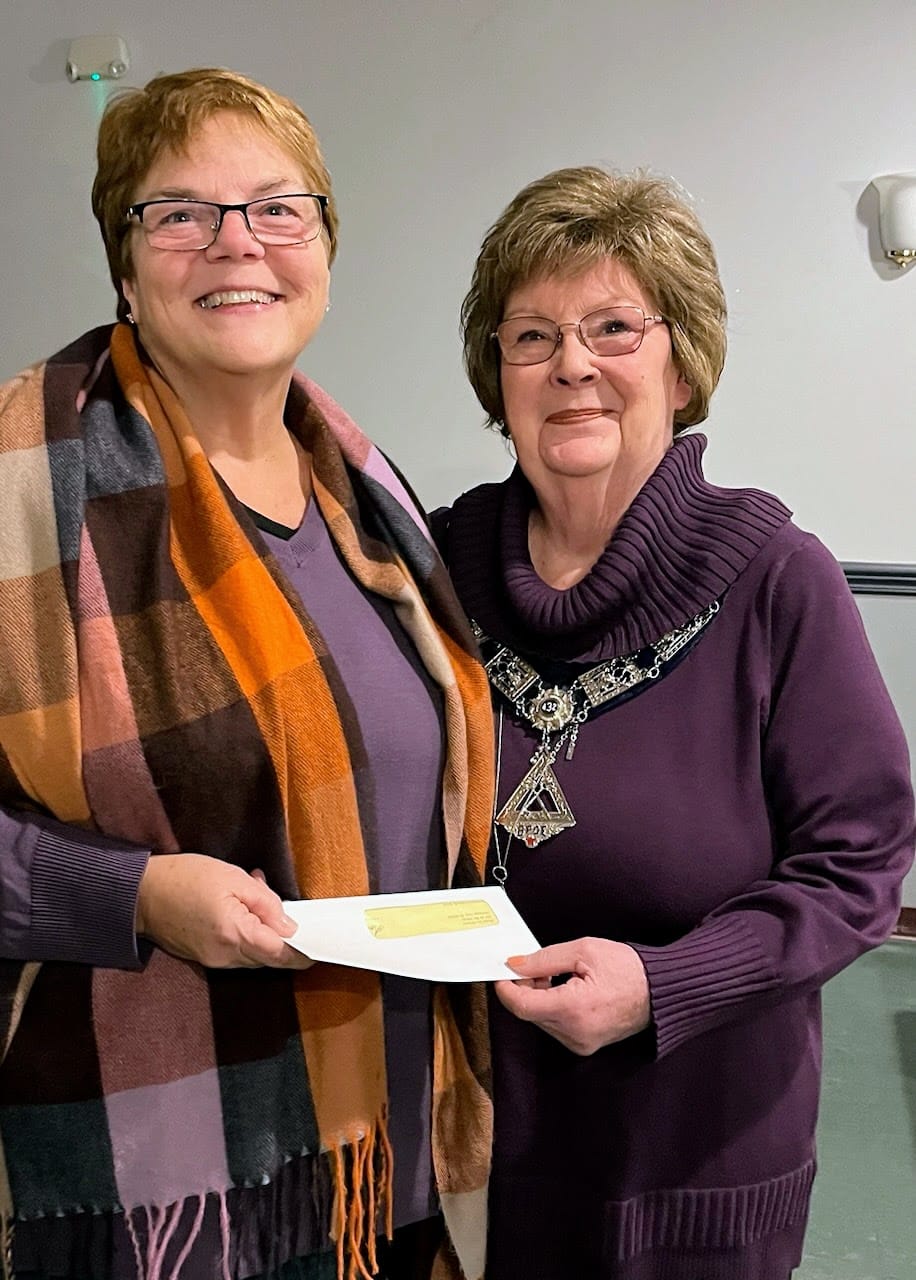 Elks Lodge Awards Grant to Meals on Wheels